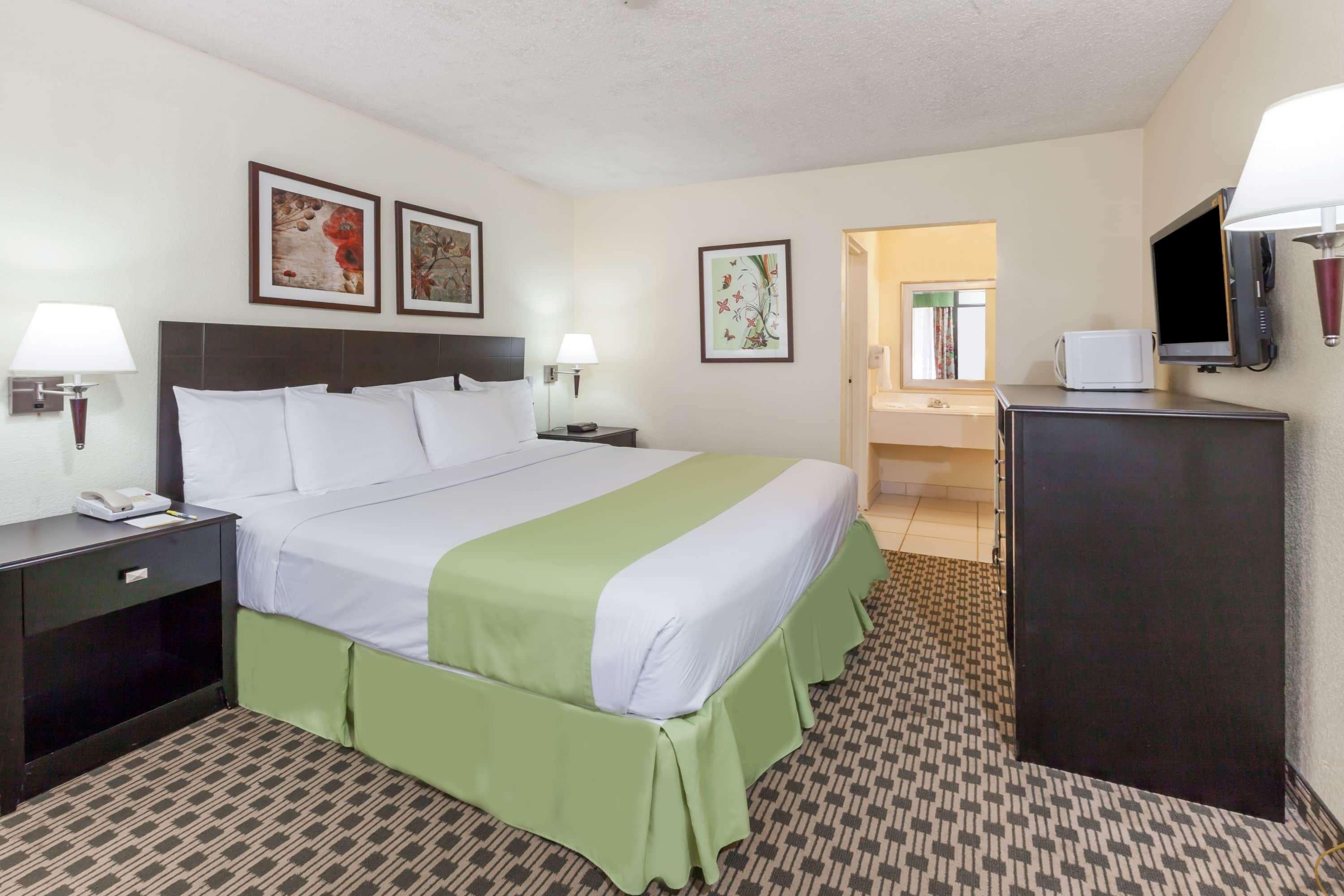 Days Inn By Wyndham Irving Grapevine Dfw Airport North Extérieur photo