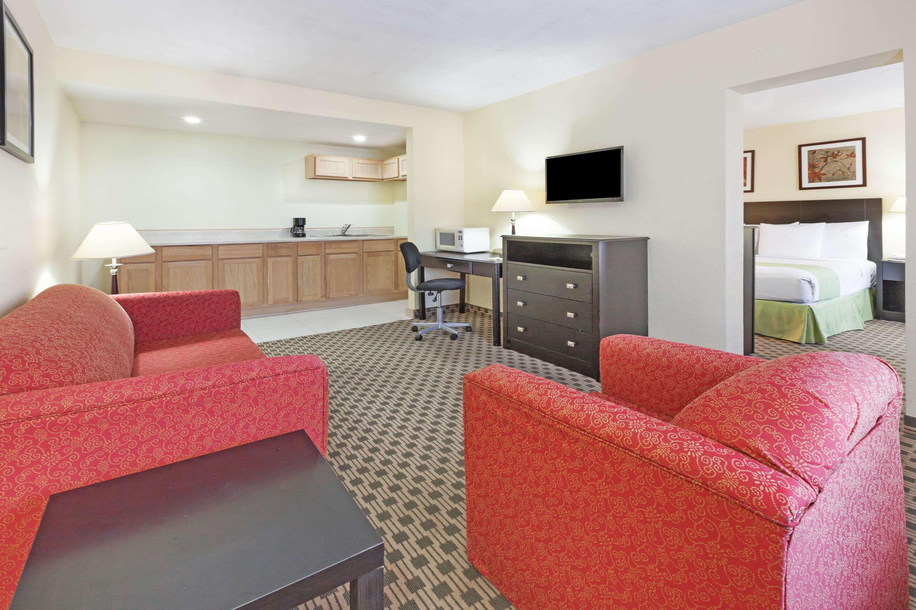 Days Inn By Wyndham Irving Grapevine Dfw Airport North Extérieur photo