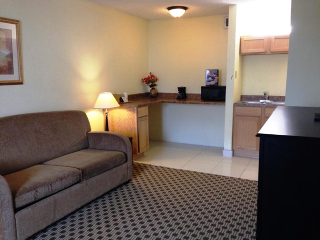 Days Inn By Wyndham Irving Grapevine Dfw Airport North Chambre photo